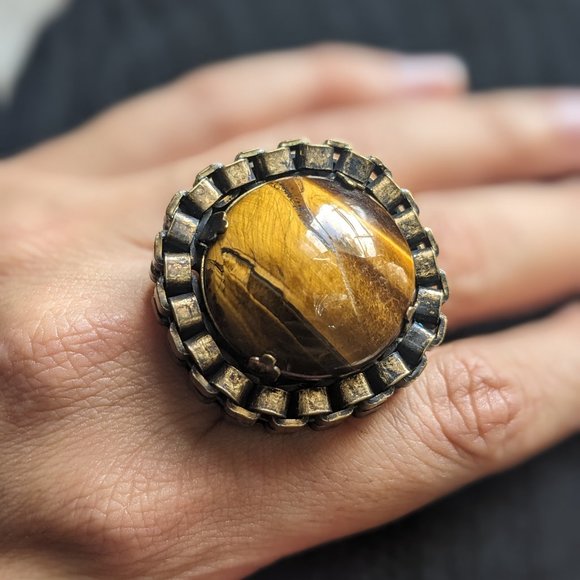 Statement Tigers Eye and Chain link Ring - Picture 1 of 3